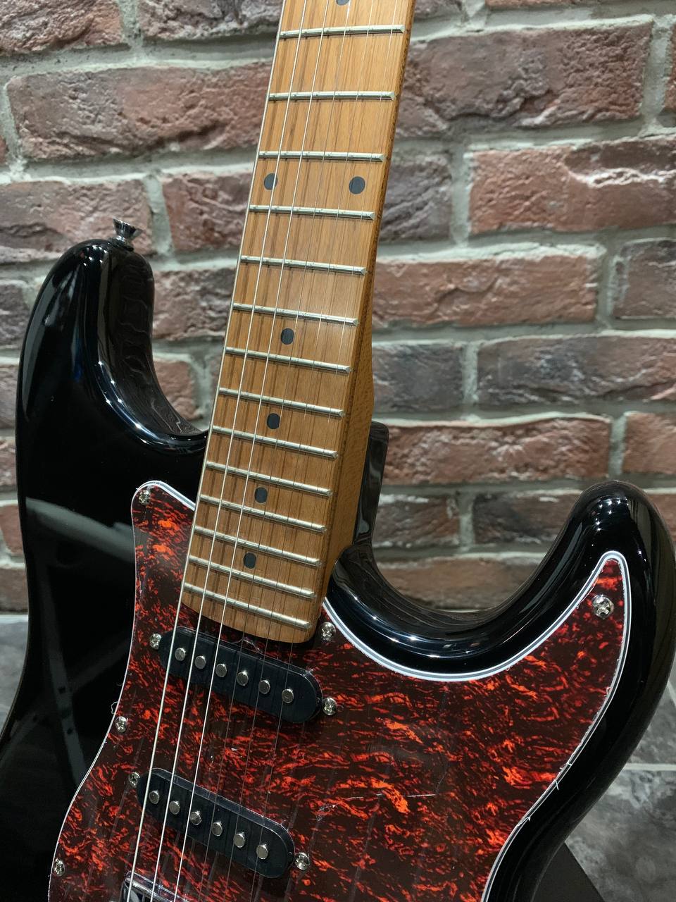 Электрогитара Jet Stratocaster HSS JS-250 Black - изображение 5