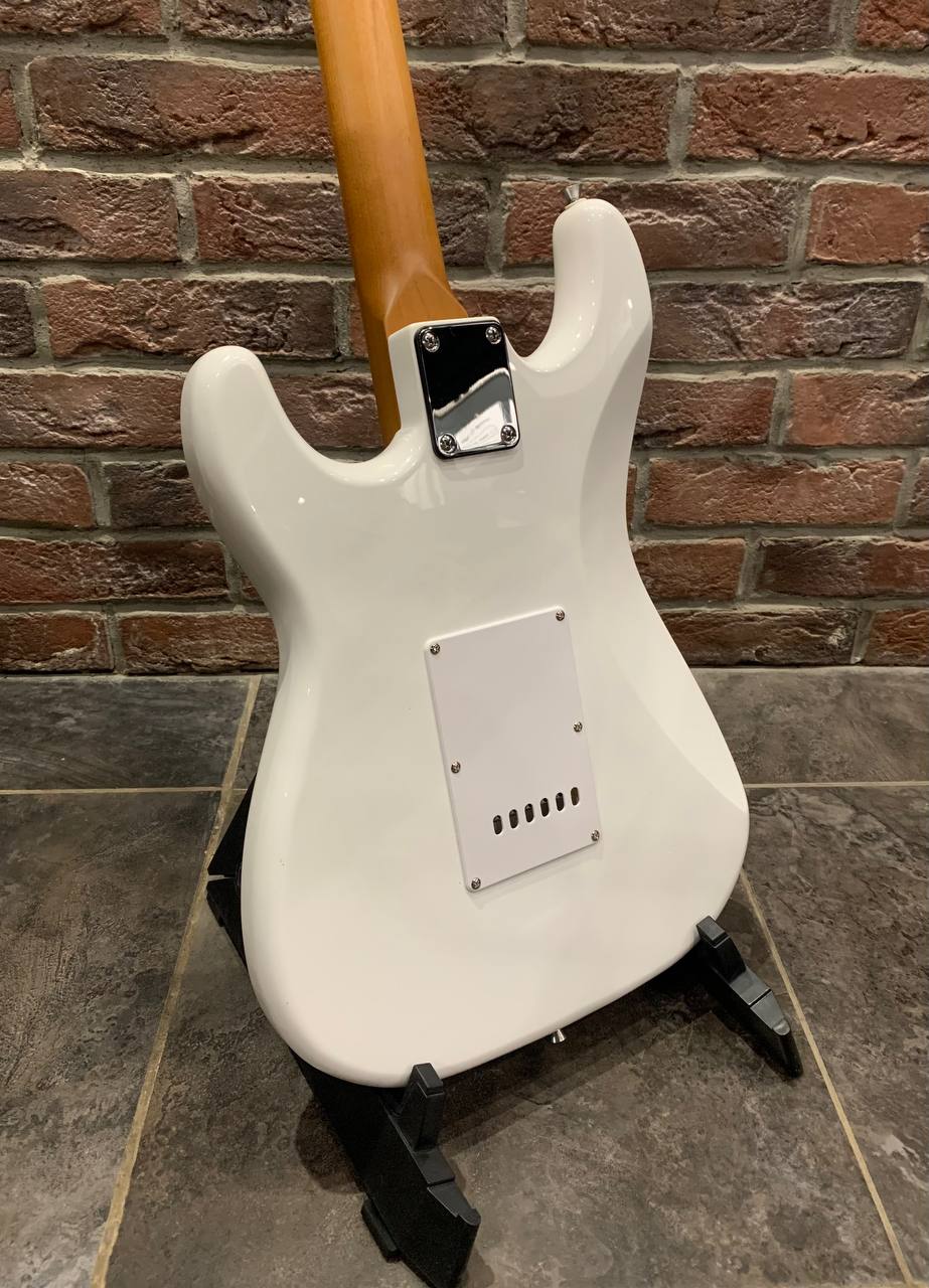Электрогитара Stratocaster HSS WH (аналог Fender) - изображение 2