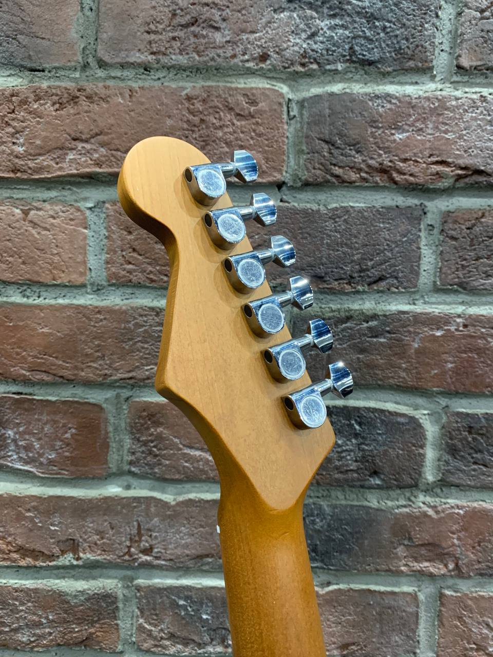Электрогитара Stratocaster HSS WH (аналог Fender) - изображение 8