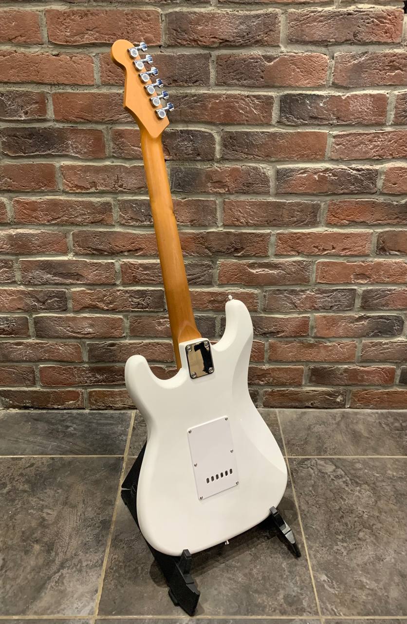 Электрогитара Stratocaster HSS WH (аналог Fender) - изображение 10
