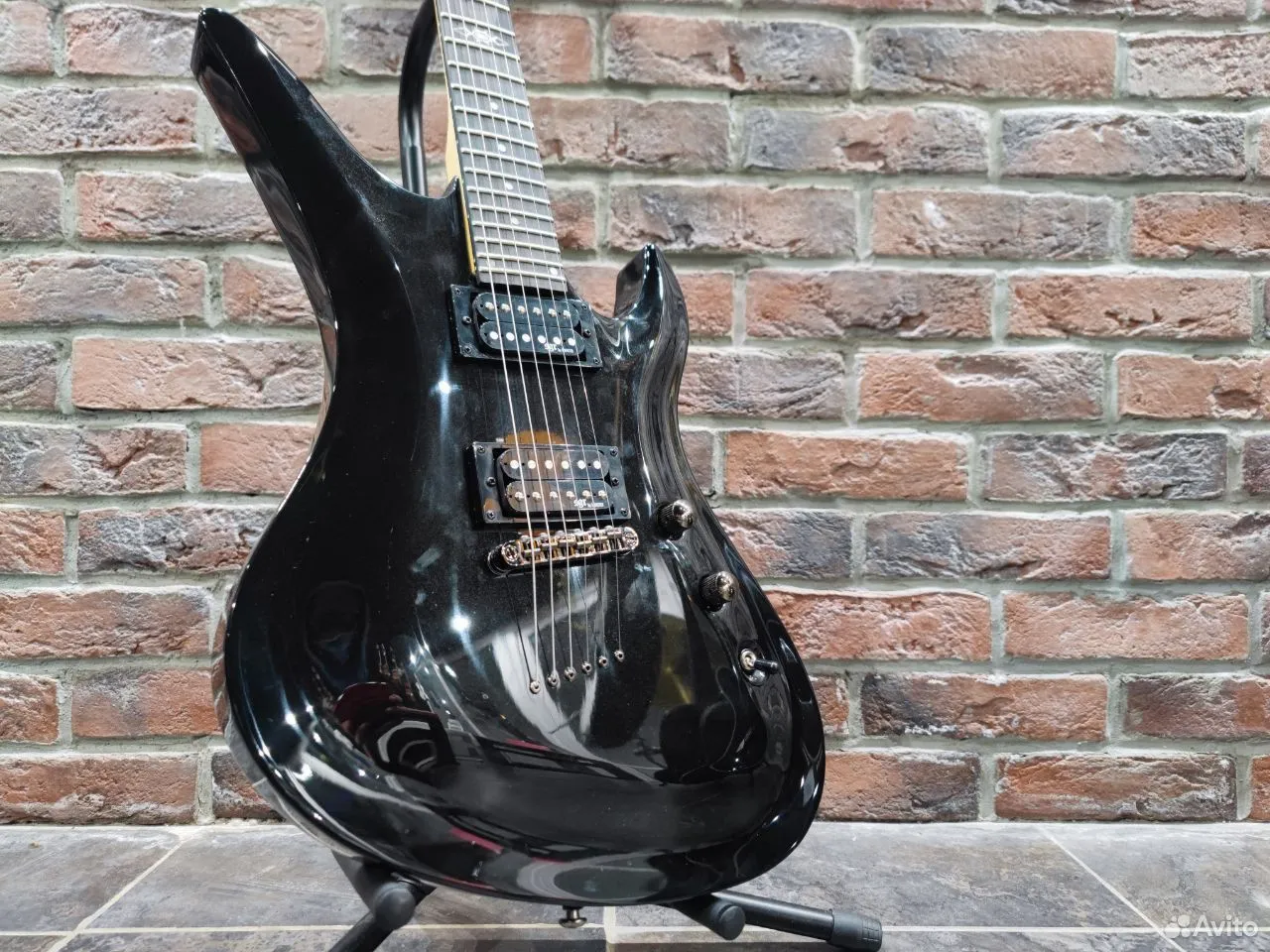 Электрогитара Schecter Black Avenger