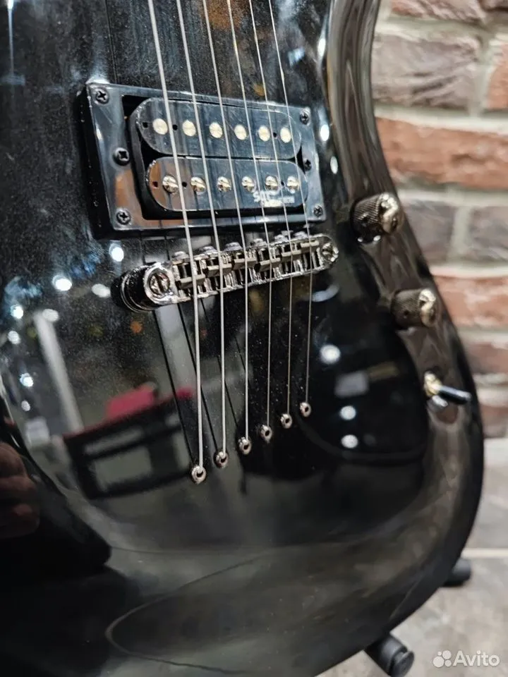 Электрогитара Schecter Black Avenger - изображение 6