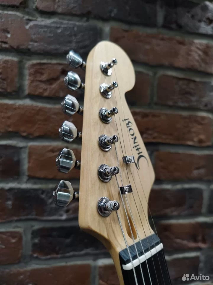 Электрогитара Stratocaster Shiny Metallic - изображение 8