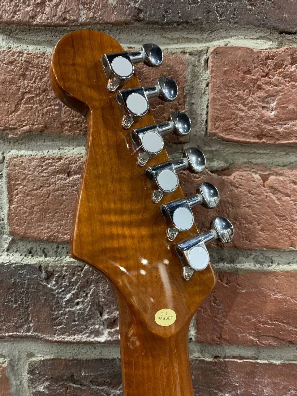 Электрогитара Stratocaster + Стильный Комбик 15 ват - изображение 7