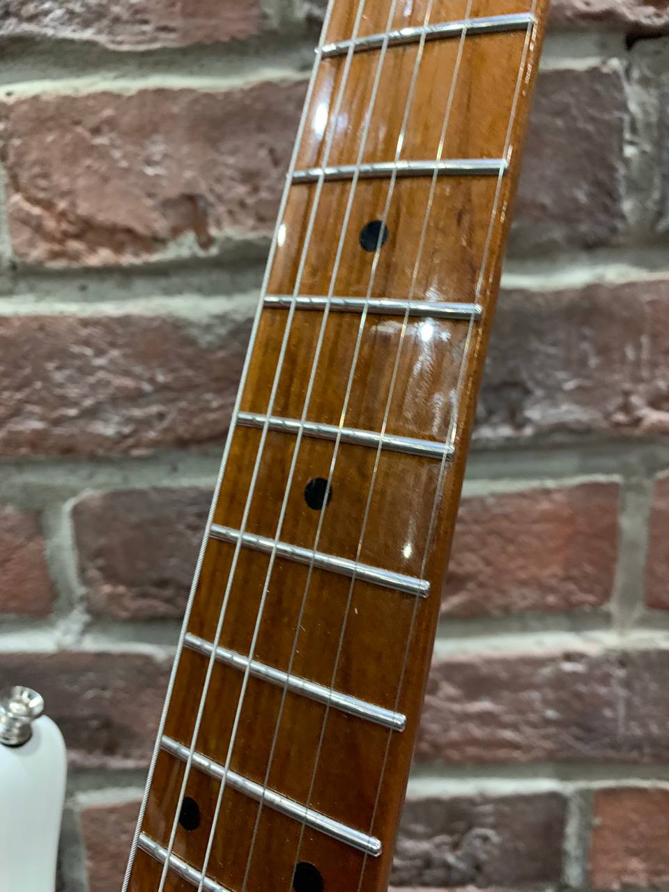 Электрогитара Stratocaster + Стильный Комбик 15 ват - изображение 8