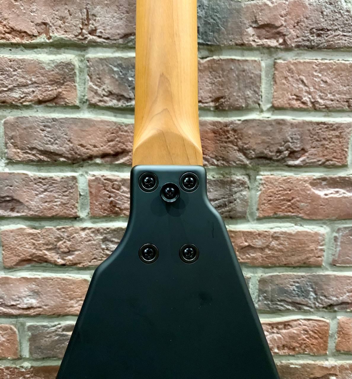 Электрогитара Spira Flying V-400 MBK - изображение 7