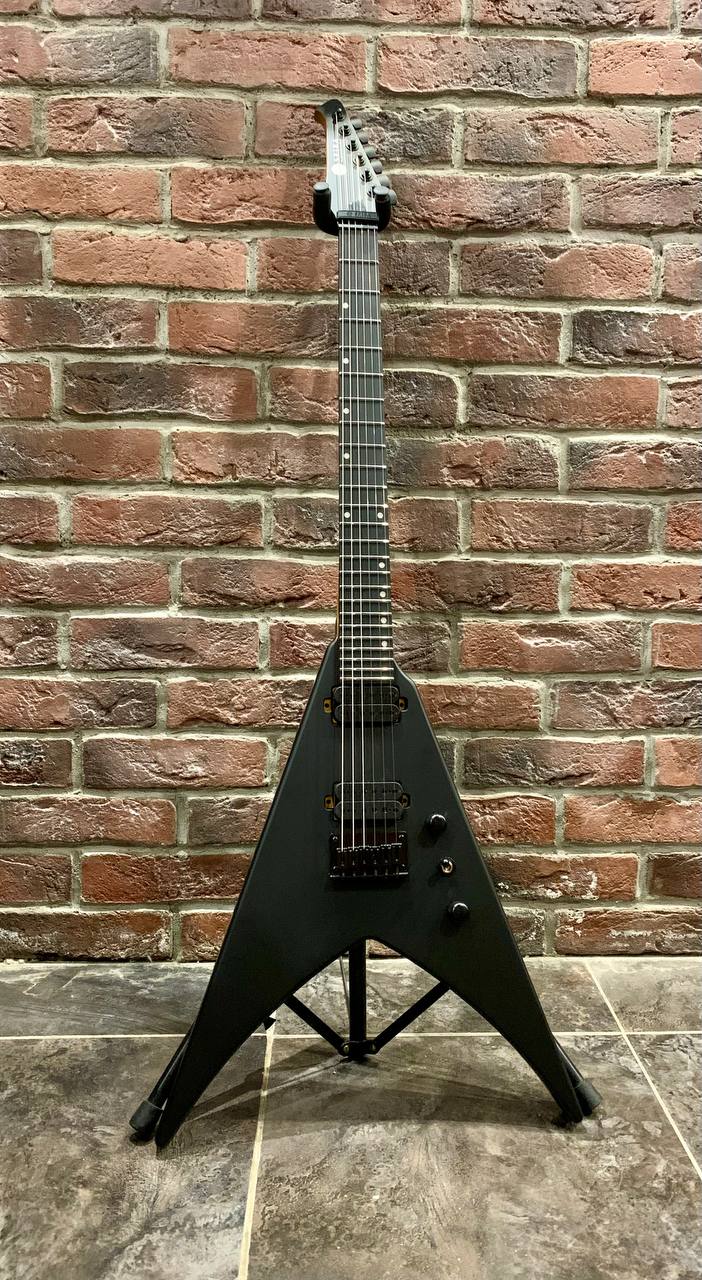 Электрогитара Spira Flying V-400 MBK - изображение 10