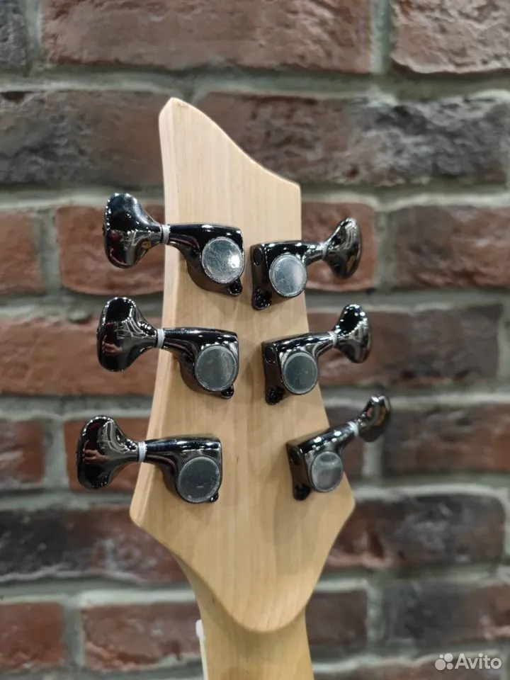  Электрогитара Shinobi Hamelleon SR - изображение 9