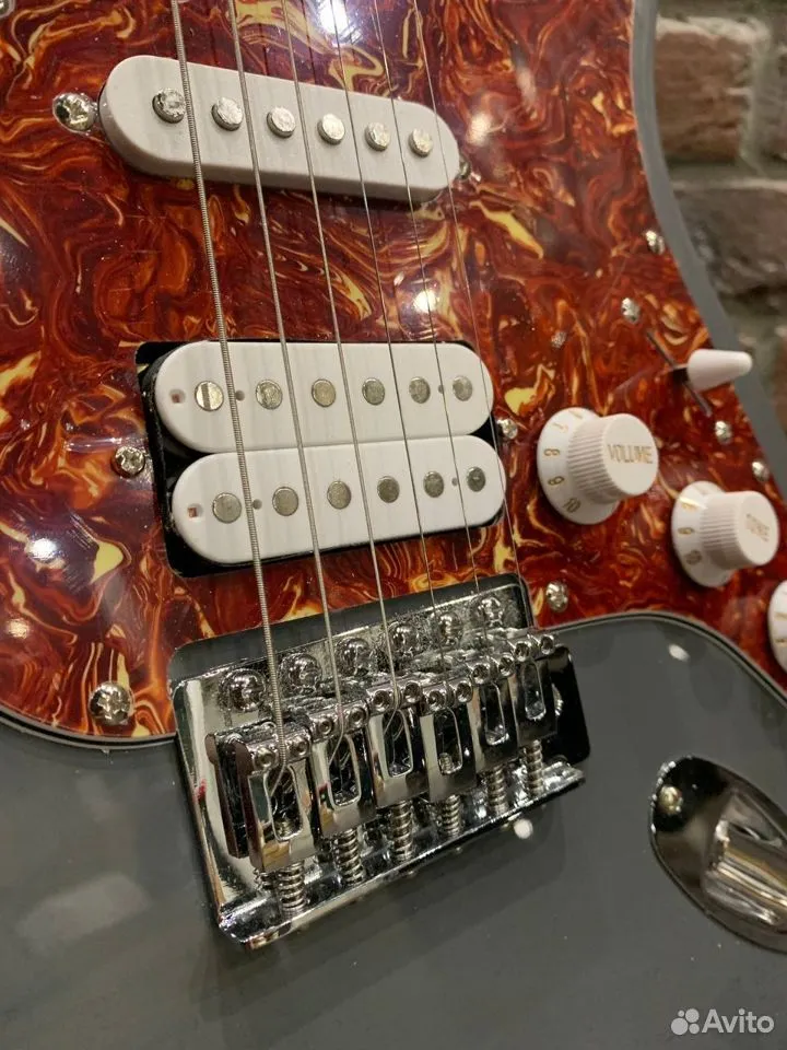 Электрогитара Stratocaster HSS + Портативный Комбоусилитель (комплект) - изображение 6