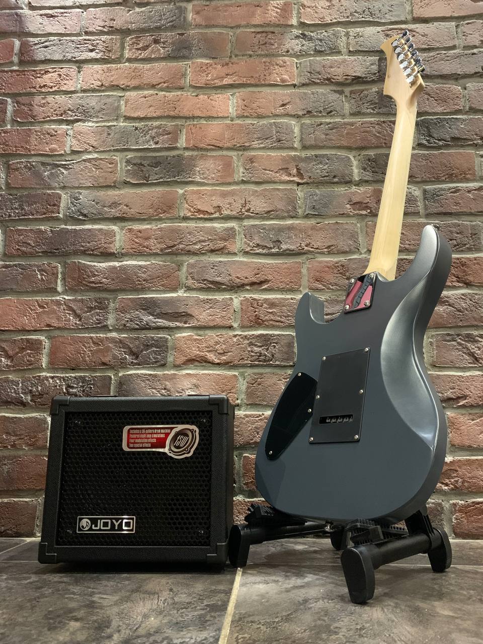 Электрогитара SuperStratocaster HSH + Цифровой Комбик с Эффектами и Драм Машиной - изображение 2