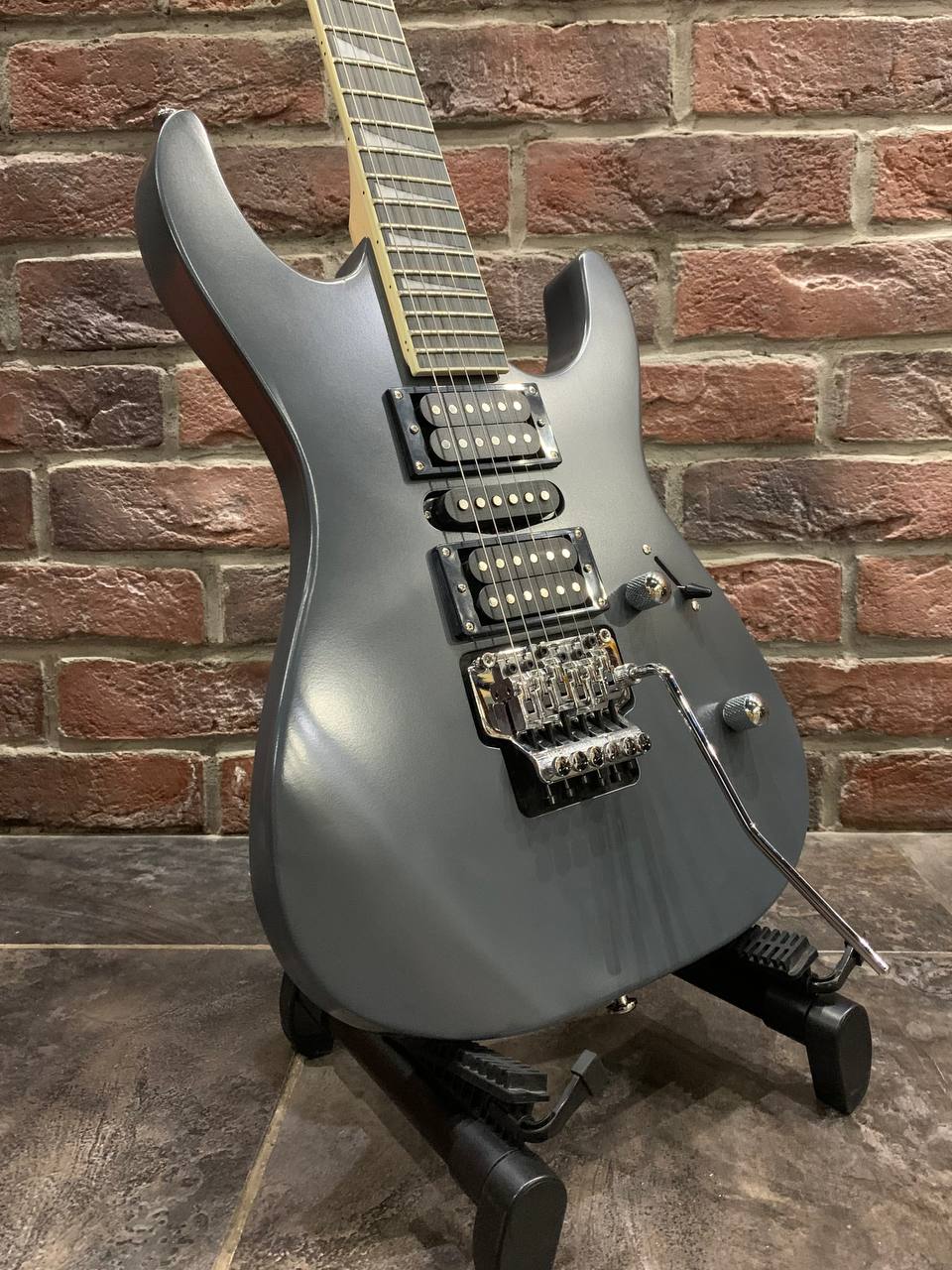 Электрогитара SuperStratocaster HSH + Цифровой Комбик с Эффектами и Драм Машиной - изображение 3