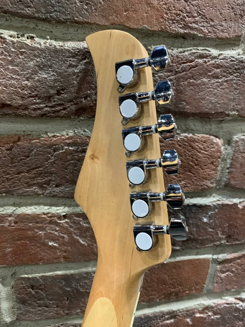 Электрогитара SuperStratocaster HSH + Цифровой Комбик с Эффектами и Драм Машиной - изображение 9