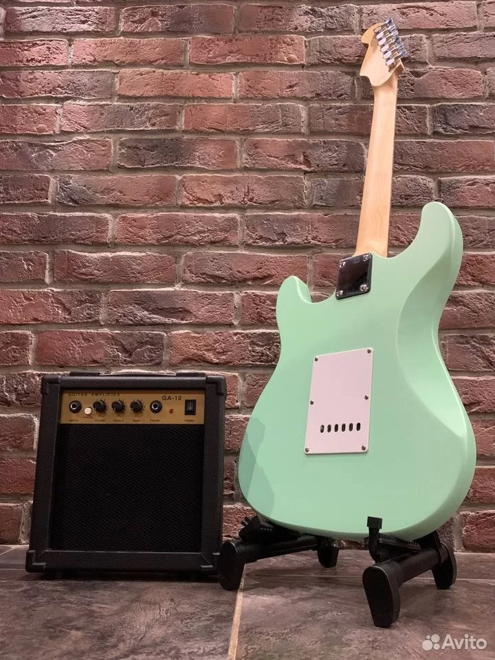 Электрогитара Stratocaster HSS c Комбиком 10ват (комплект) - изображение 2