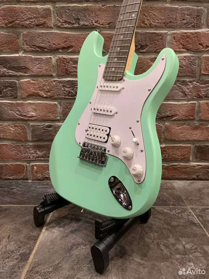 Электрогитара Stratocaster HSS c Комбиком 10ват (комплект) - изображение 3