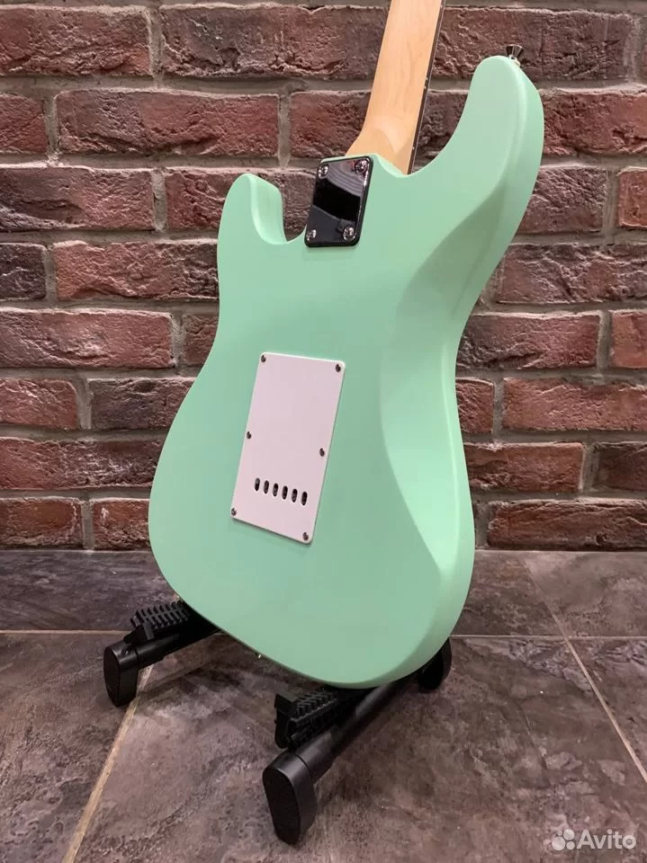Электрогитара Stratocaster HSS c Комбиком 10ват (комплект) - изображение 4