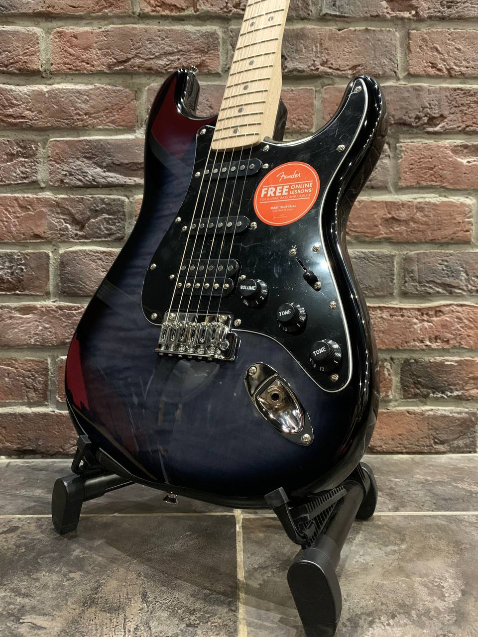 Электрогитара Fender Affinity MN Black Burst HSS