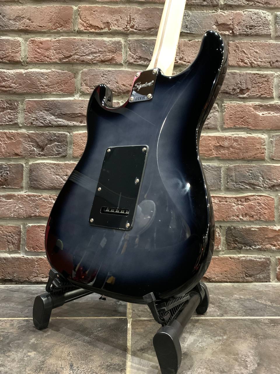 Электрогитара Fender Affinity MN Black Burst HSS - изображение 2