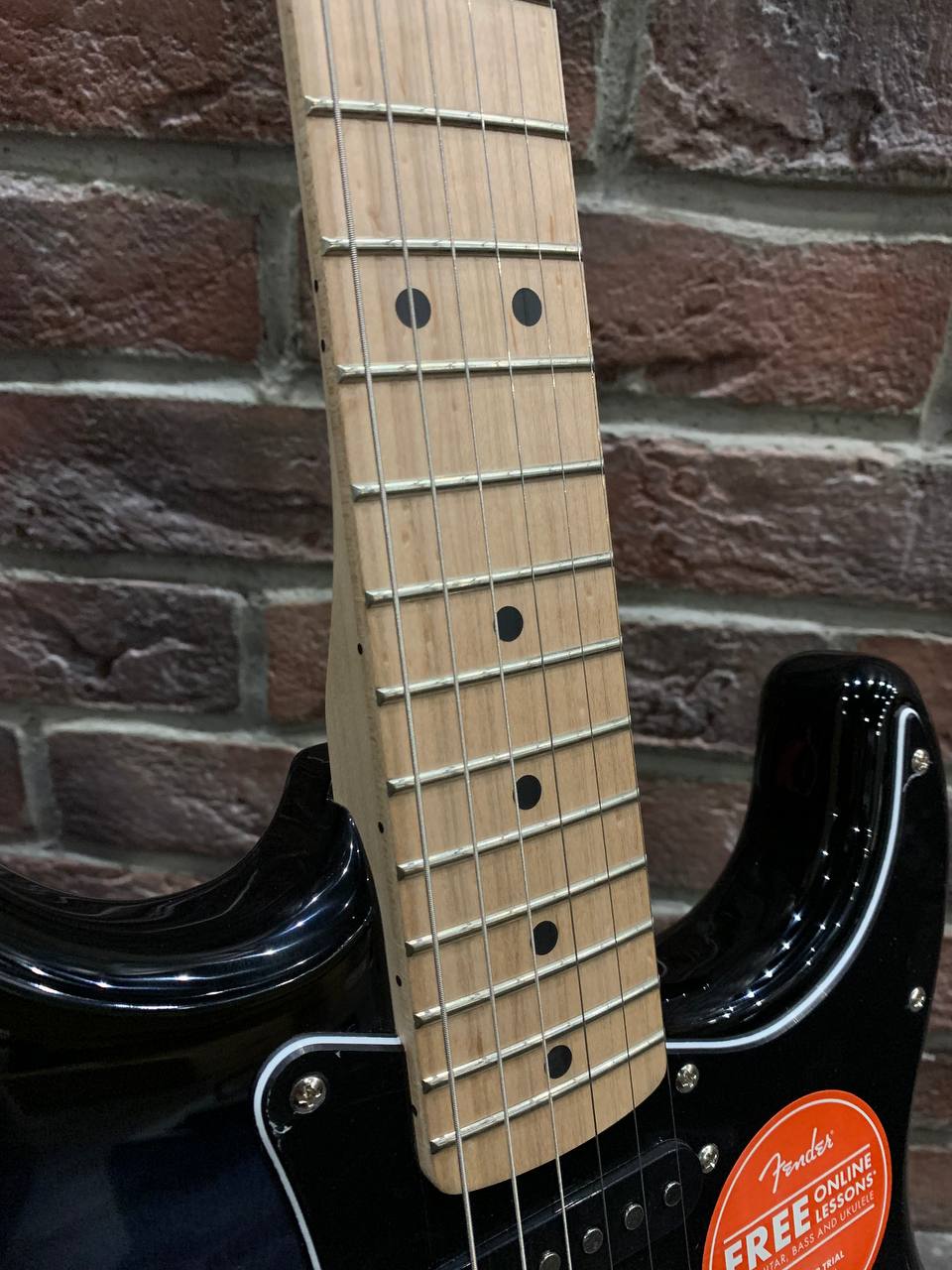 Электрогитара Fender Affinity MN Black Burst HSS - изображение 3