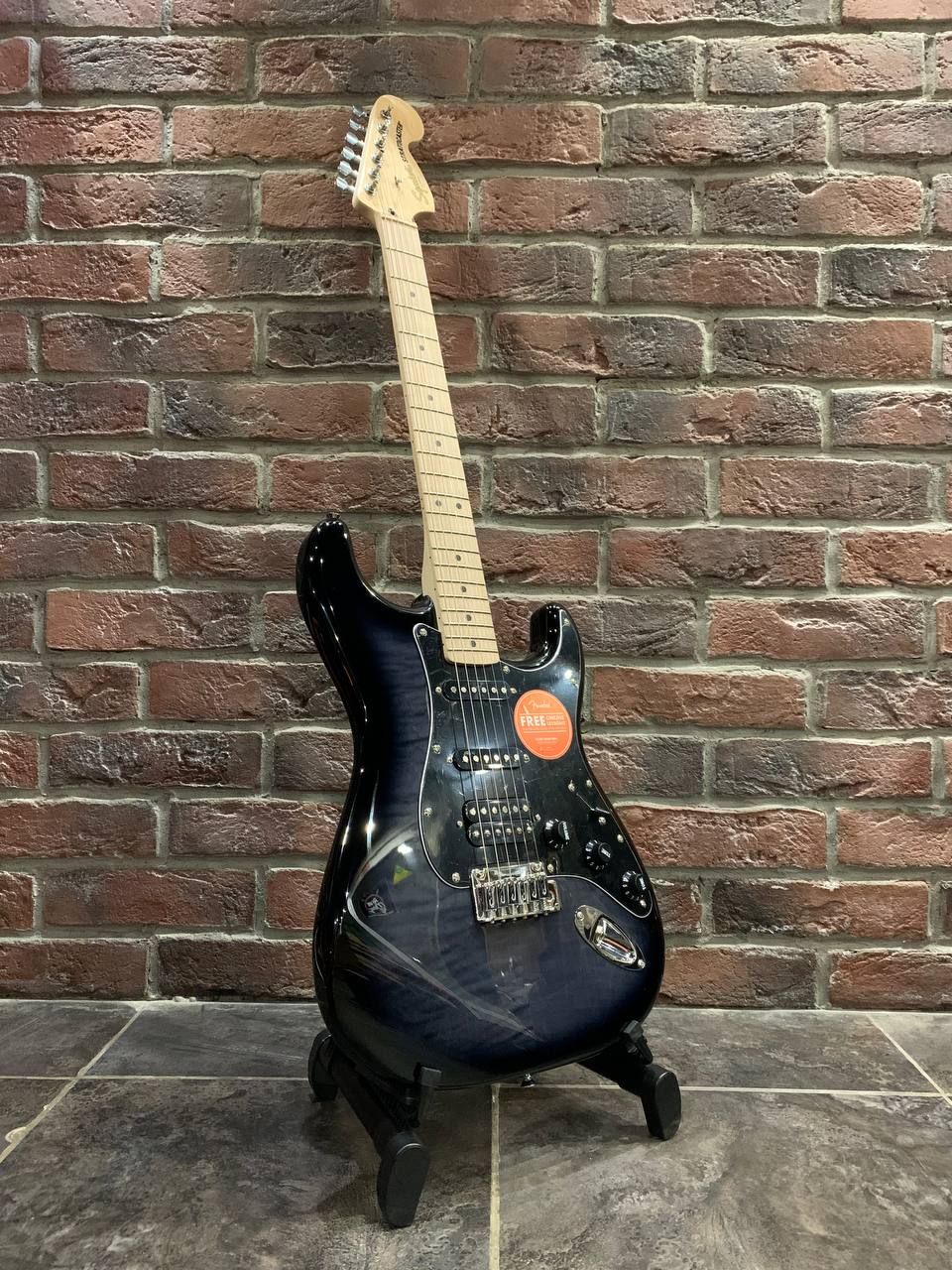 Электрогитара Fender Affinity MN Black Burst HSS - изображение 10