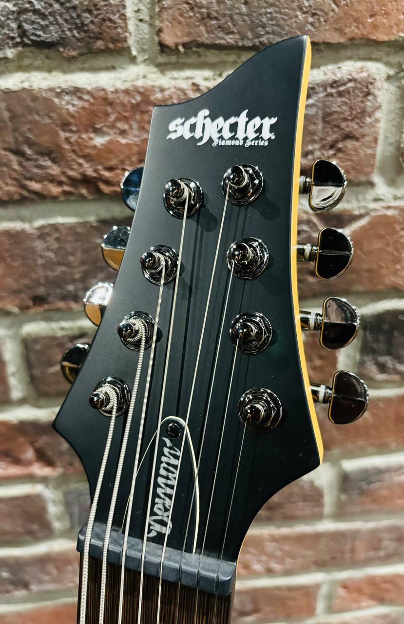 Электрогитара Schecter Demon 8 Black Mate + Комбик 15 ват с Перегрузом (USA) - изображение 8