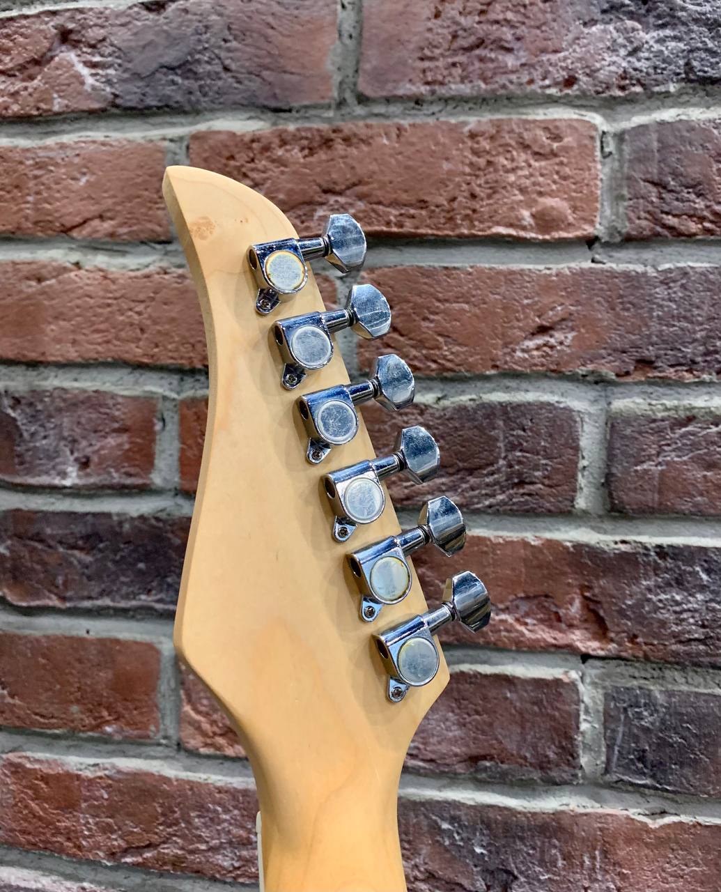 Электрогитара SuperStratocaster Clevan HSS-NAT V.2 - изображение 9