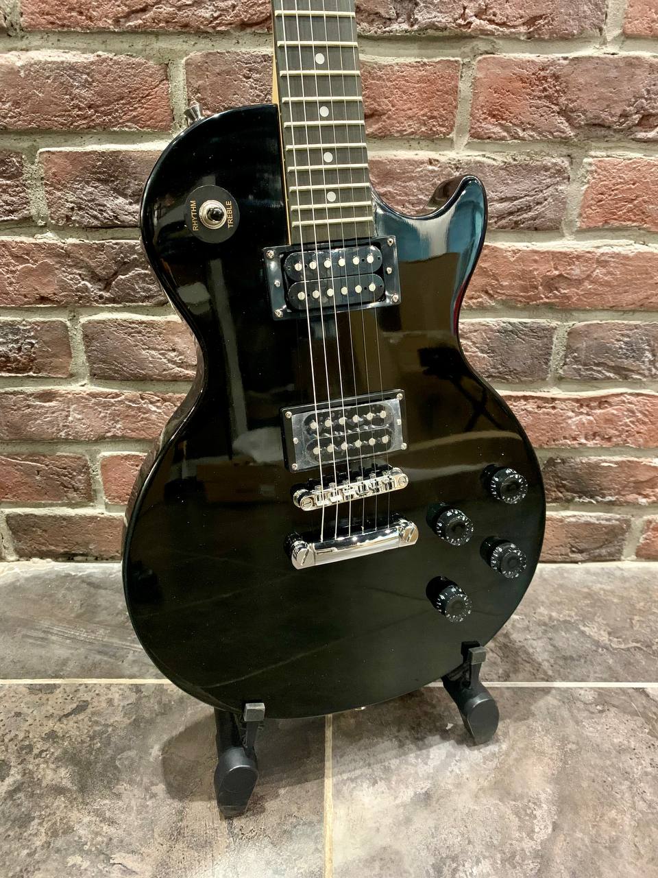 Электрогитара Les Paul Black HH + Мощный Комбик 15 ват (комплект) - изображение 5