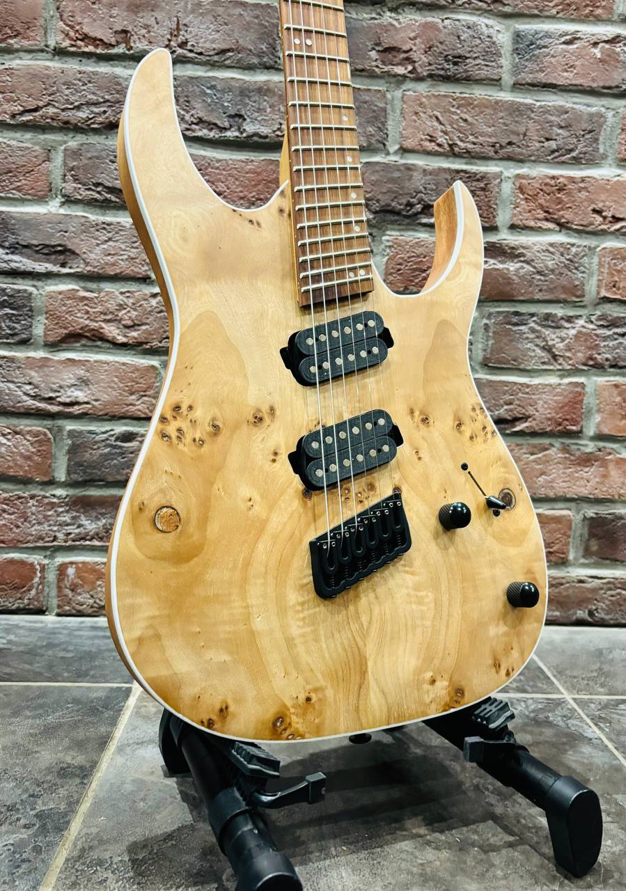 Мультимензурная Электрогитара Real Rock-MS6 +  Мощный Комбик с Перегрузом - изображение 3