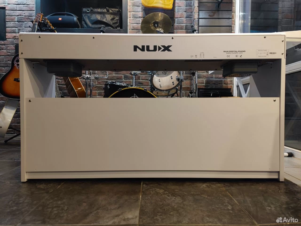 Цифровое Корпусное Пианино NUX-310 WH (комплект) - изображение 5