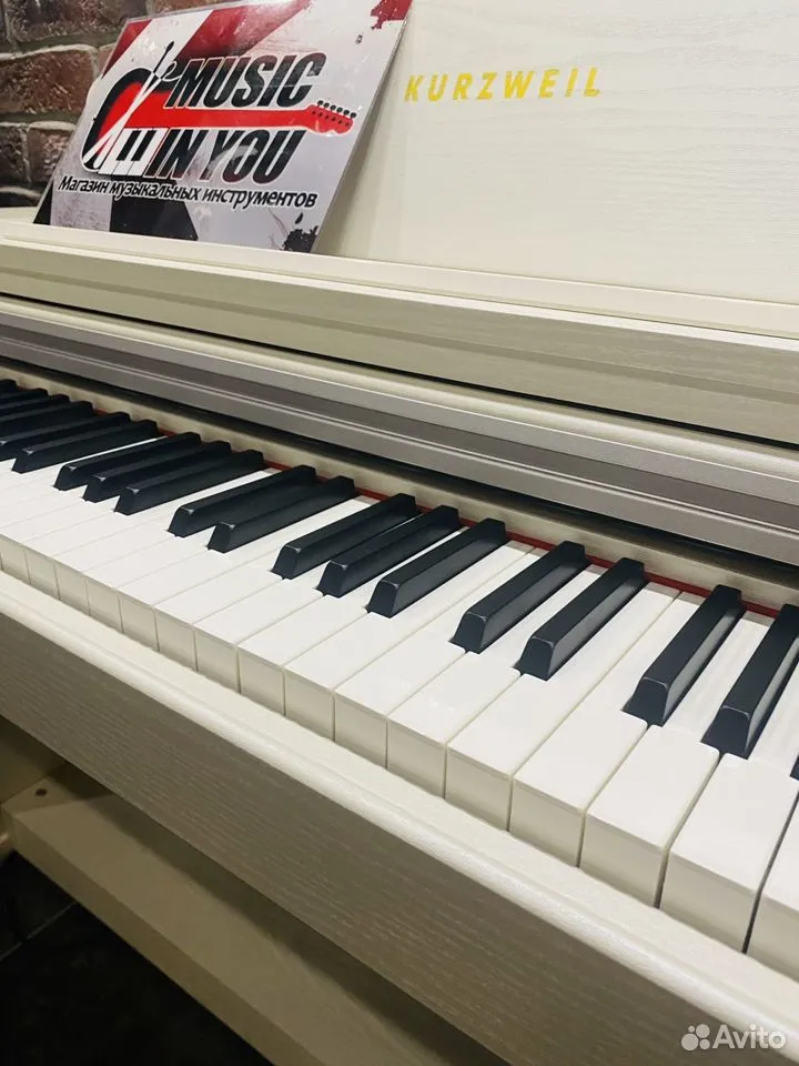 Цифровое Корпусное Пианино Kurzweil M-115 (Слоновая Кость) - изображение 6