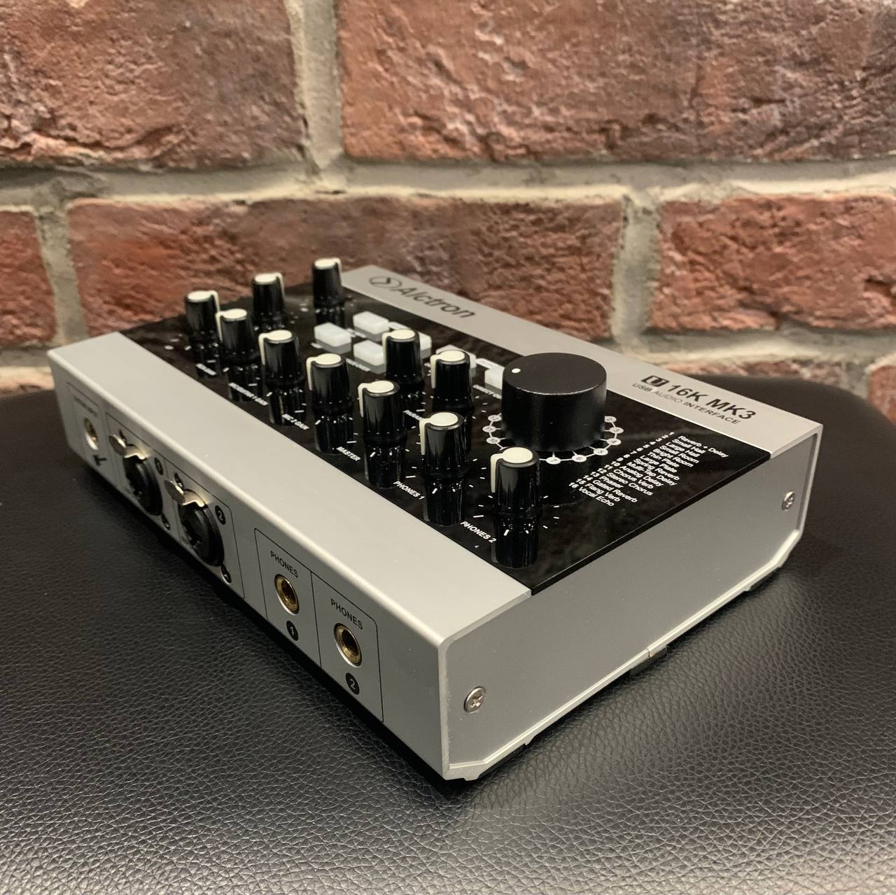 Звуковая Внешняя Карта Alctron MK-3 с Эффектами (3-ех Канальная) - изображение 4