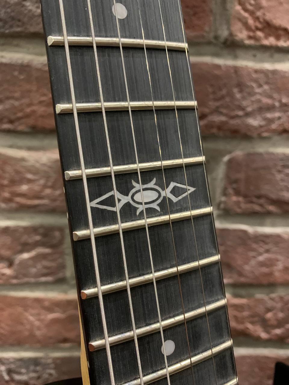 Электрогитара Schecter LP Solo 2 + Комбик 40 ват (комплект) - изображение 6