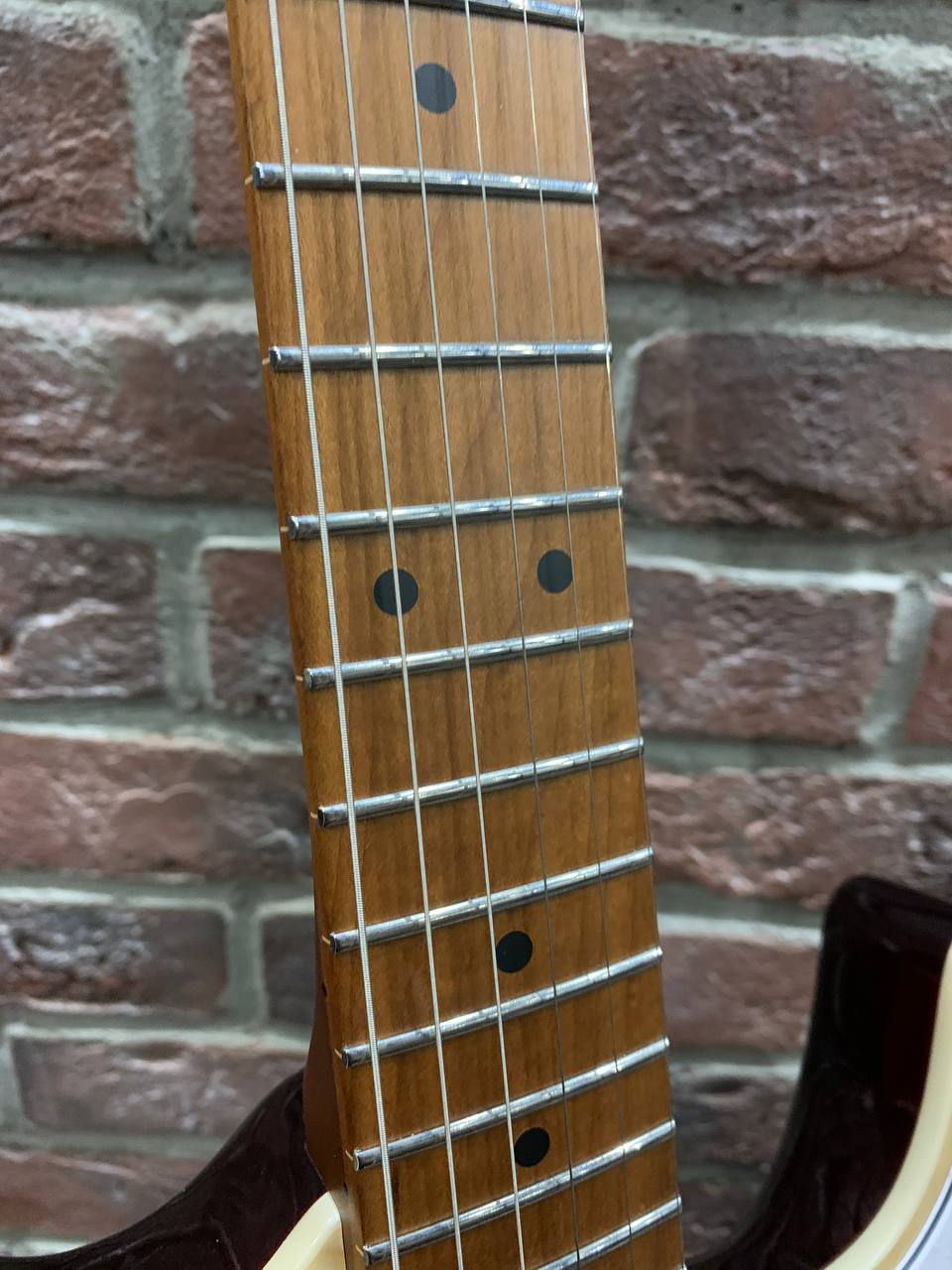 Электрогитара Jet-450 + Портативный Комбик с Эффектами (Аналог Fender) - изображение 5