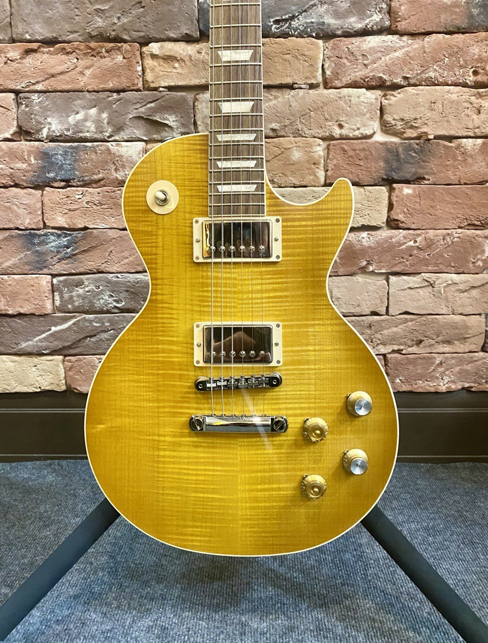 Электрогитара Gibson Les Paul Standard '60s Faded Vintage Cherry Sunburst (USA) - изображение 3