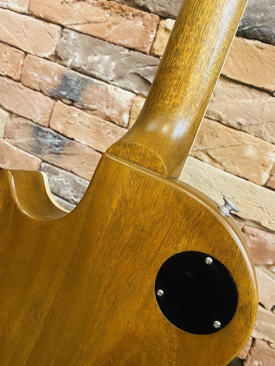 Электрогитара Gibson Les Paul Standard '60s Faded Vintage Cherry Sunburst (USA) - изображение 6