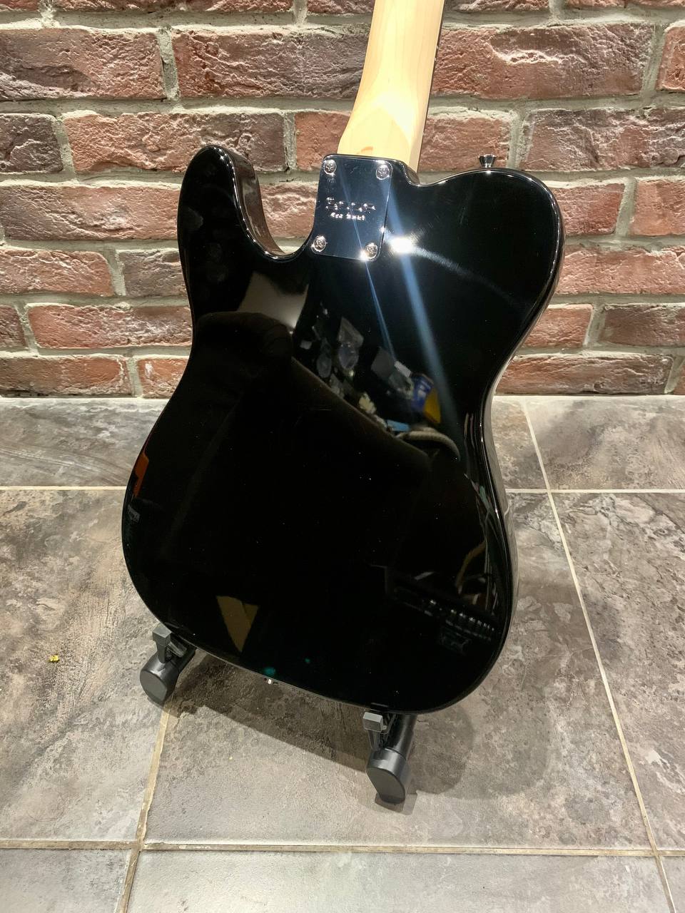 Электрогитара Telecaster Black-RD + Комбик 15 ват (полный комплект) - изображение 4