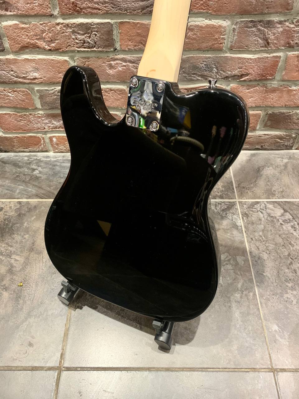 Электрогитара Black Telecaster RD + Комбоусилитель 25 ват (комплект) - изображение 4