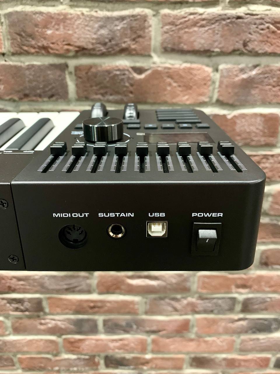 Цифровая Midi Клавиатура NUX Track Keyboard 61 - изображение 11