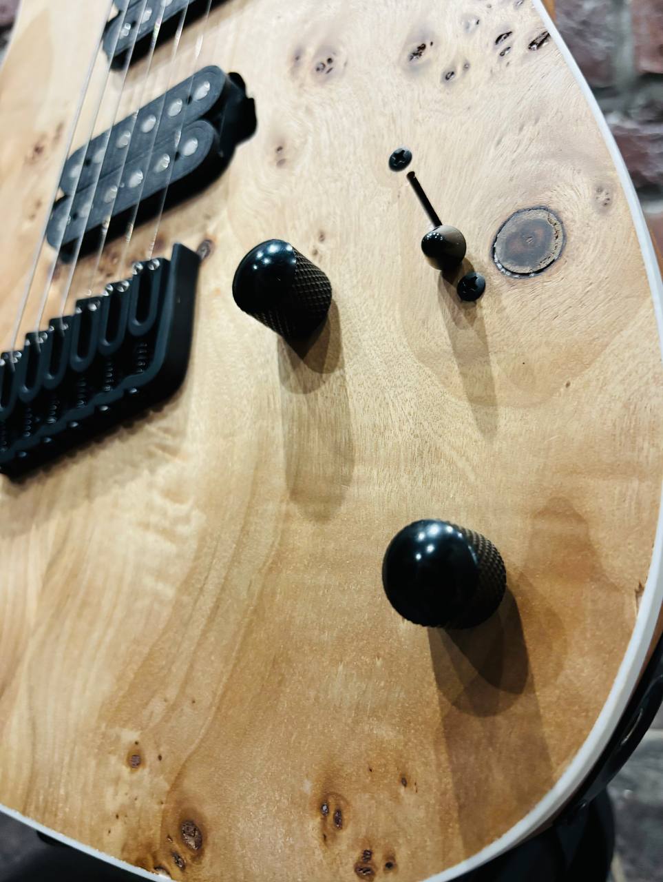 Мультимензурная Электрогитара Real Rock MS-6 + Комбоусилитель 50 ват (комплект) - изображение 7