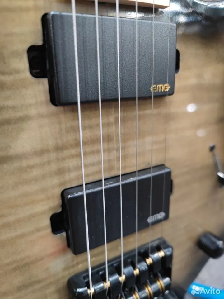 Безголовая Электрогитара (звучки EMG) - изображение 2