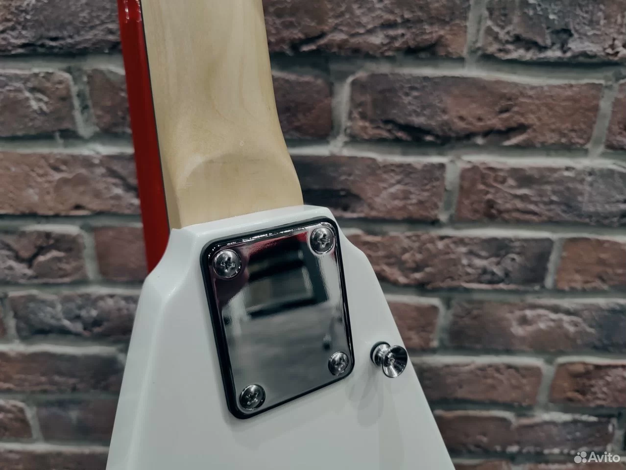 Электрогитара Стрела RT White Edition - изображение 5