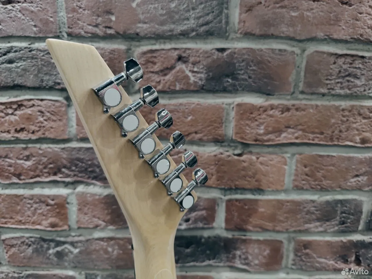 Электрогитара Стрела RT White Edition - изображение 6