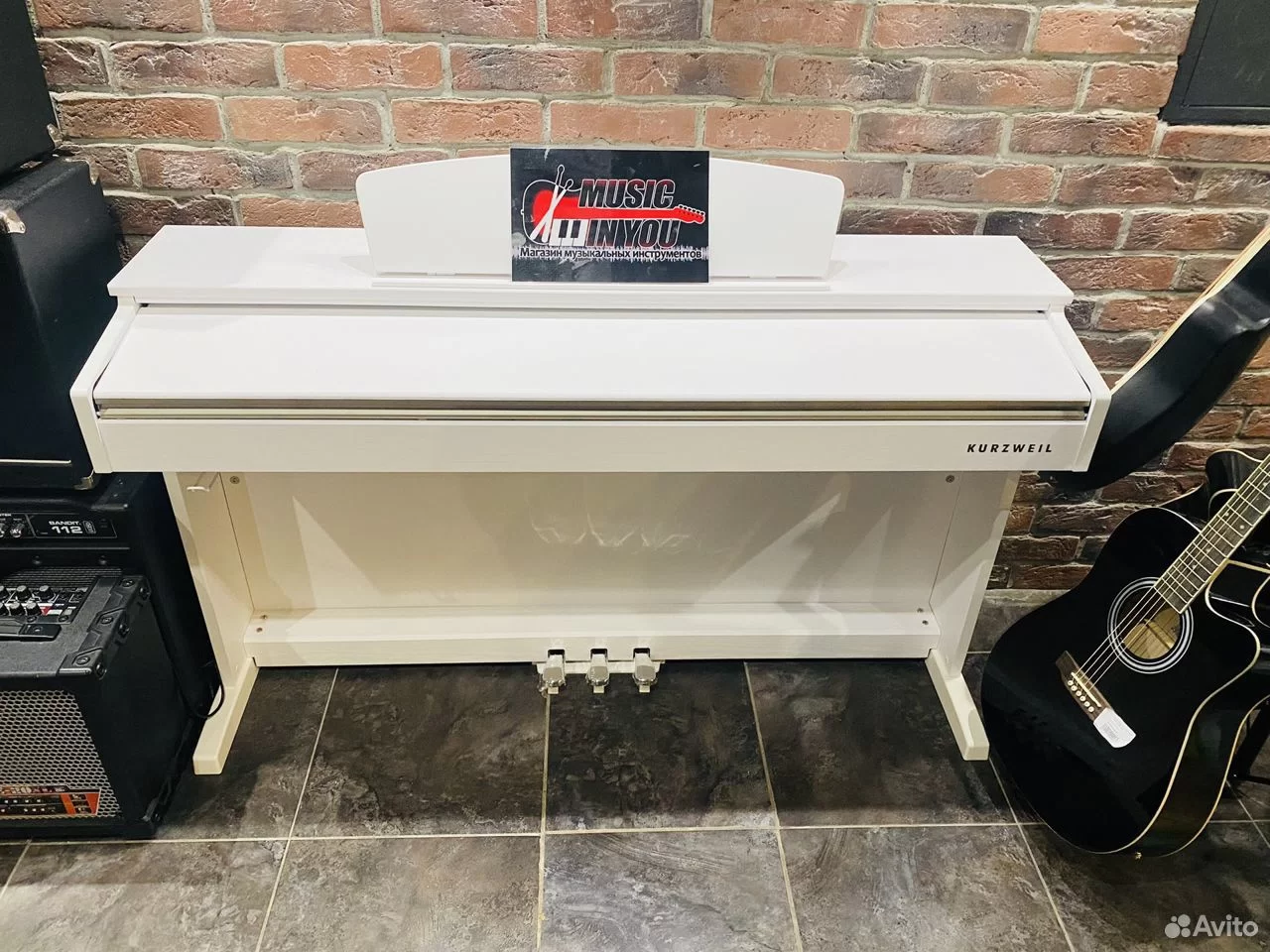 Цифровое Корпусное Пианино Kurzweil M90 WH - изображение 8