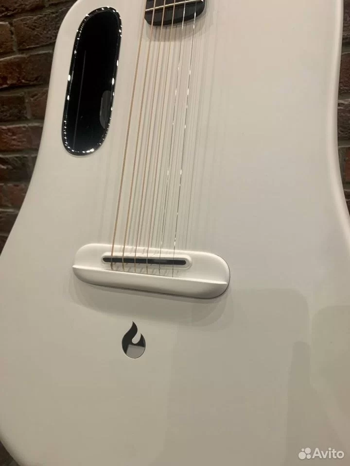 Траснакустическая гитара Lava ME-4 WH (Global) - изображение 4