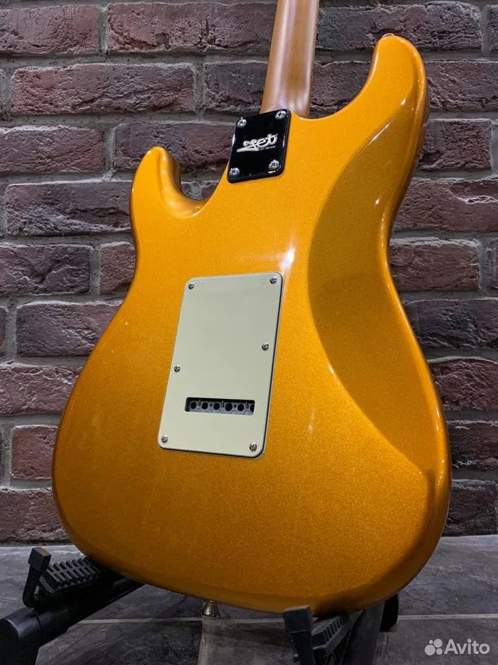 Электрогитара Jet Stratocaster Gold Edition - изображение 3