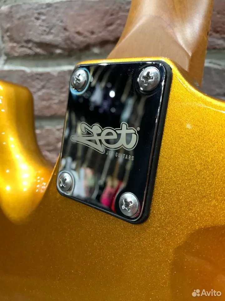 Электрогитара Jet Stratocaster Gold Edition - изображение 6