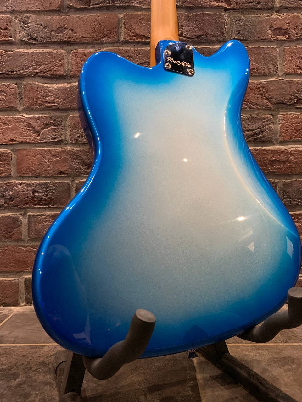 Электрогитара RootNote Jazz Master (полный аналог Gibson) - изображение 2