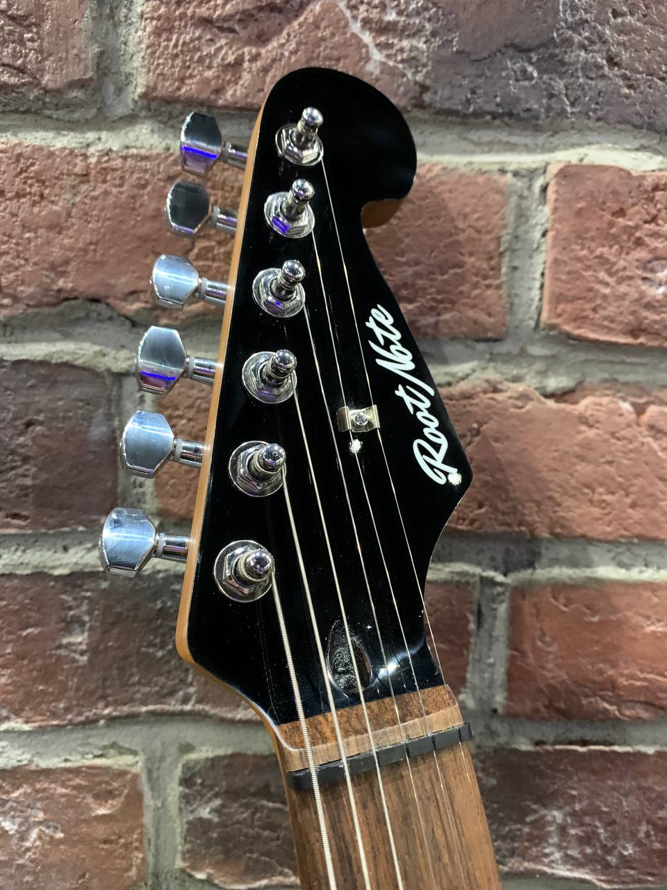 Электрогитара RootNote Jazz Master (полный аналог Gibson) - изображение 5