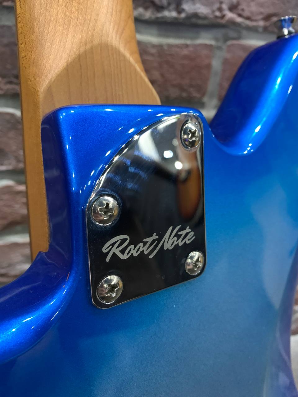 Электрогитара RootNote Jazz Master (полный аналог Gibson) - изображение 7