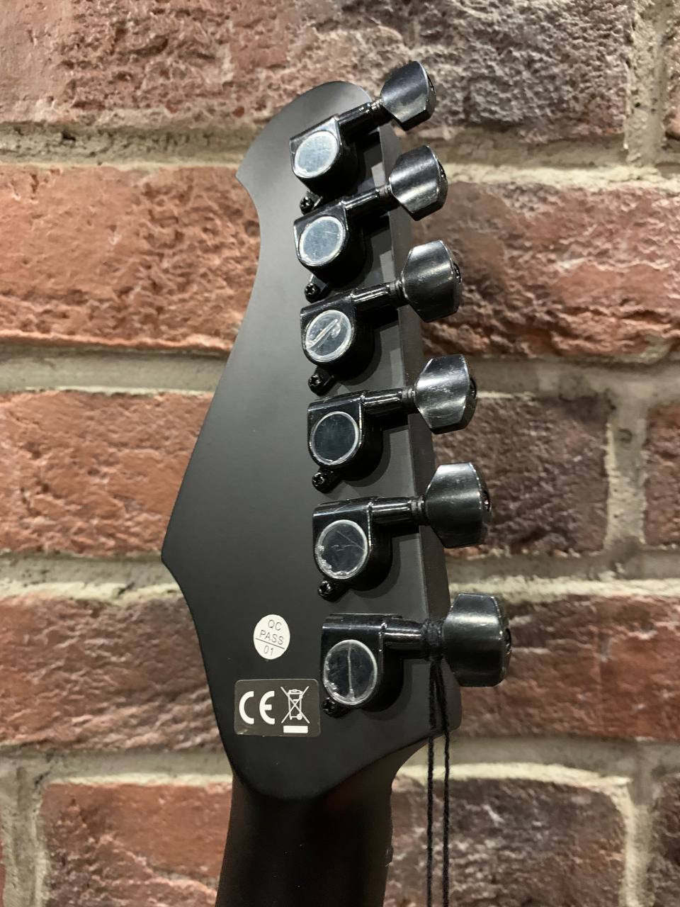 Электрогитара Harley Benton Stratocaster HSS - изображение 7