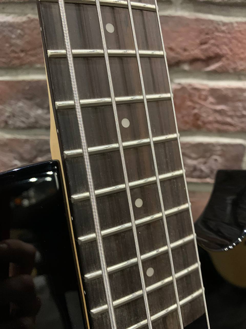 Бас Гитара Les Paul Clevan Black - изображение 3